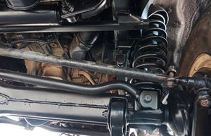 PICKUP LAND CRUISER SIMPLE CABINE À VENDRE À BAS PRIX AVEC GARANTIE DE 12 MOIS ET TACHES FISCALES ÉLIMINÉES - Product Image 6