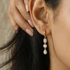 Pendientes de Aro con Diamantes de Corte Esmeralda Redondo y en Forma de Pera, Oro Sólido, Tres Piedras Colgantes, Joyería de Lujo para Novia y Regalo para Ella - Product Image 3