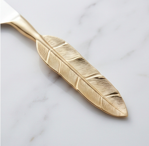Ensemble de couteau, fourchette et cuillère à fromage avec manche en plumes dorées, en acier inoxydable, durable, pour la cuisine et la maison - Product Image 2