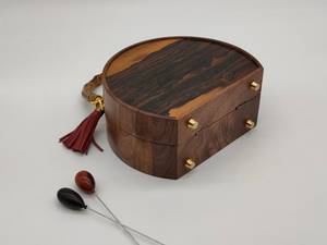 Pochette en Bois Faite Main Style Moderne Écologique, Sac à Main en Bois Naturel Artisanat Artistique, Sac de Soirée Élégant pour Femme - Product Image 3
