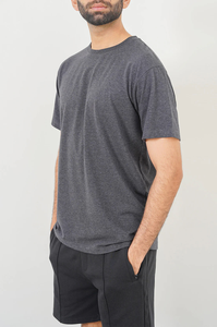 T-shirt de haute qualité pour homme, design tendance, décontracté, en coton lourd 100%, coupe ample, uni - Product Image 4