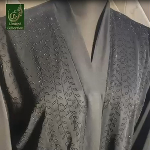 Abaya Simple et Modeste de Qualité Supérieure 2026 Nouvelle Arrivée, Tissu Mousseline avec Bordure Unique en Dentelle Perlée, Broderie Personnalisée, Usine ODM - Product Image 3