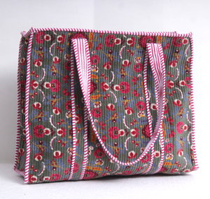 Bolso Tote de Terciopelo Acolchado Hecho a Mano con Cremallera, Verde Oliva, Estampado Floral, Ribete Rojo a Rayas, para Dama, Playa, Uso Diario, Verano, Otoño - Product Image 1