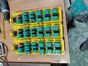 Estación de control colgante CMK Electro Power para grúa EOT, 10A, clasificación IP65, control de motor de una/dos velocidades, 440V, plástico, 2-14 opciones de teclas - Product Image 5
