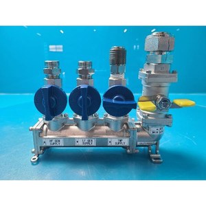 Contrôleur de débit massique thermique TOFCO TCU-TEA63U, utilisé comme pièce détachée d'équipement semi-conducteur d'occasion - Product Image 3