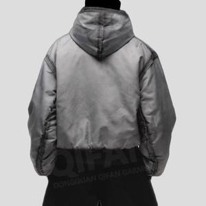 เสื้อแจ็คเก็ตยีนส์เดนิม Sophia รุ่นผู้ชาย ปี 2023 สำหรับฤดูหนาว เคลือบกันน้ำ คอตั้ง กระดุมเขาสัตว์ ย้อมเส้นด้าย สไตล์มอเตอร์ไซค์ ซาฟารี สีพื้น ลำลอง - Product Image 4