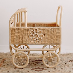 Cochecito de muñecas de ratán natural tejido a mano, juguete de juego imaginativo para niños, opción popular. - Product Image 5