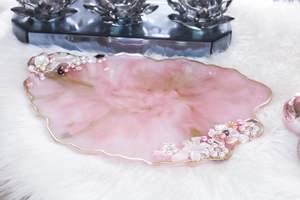 Plateau de vanité multifonctionnel en résine à motif végétal Art Déco Blossom Pearl pour mariage - Product Image 6