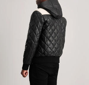 Nueva Chaqueta Deportiva Casual para Hombre, de Cuero PU Rojo Sólido, con Capucha, Cierre de Cremallera Metálica Plateada y Botones - Product Image 5