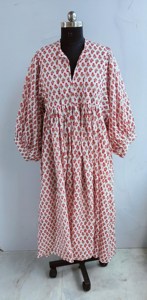 Robe midi élégante bohème rouge à fleurs, en coton artisanal, avec col à nouer et imprimé ethnique palmiers, robe décontractée pour femmes - Product Image 6
