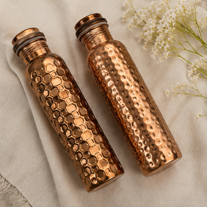 Trio d'hydratation en cuivre pur, bouteilles martelées et à facettes, vaisselle de voyage portable au design traditionnel - Product Image 4
