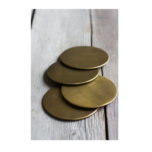 Sous-verres en aluminium et laiton de qualité supérieure, couleur or ivoire, personnalisables pour tasses à thé ou verres - Product Image 4