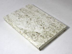 Cuaderno de Viaje Ecológico con Tapa Dura de Papel de Algodón Reciclado Hecho a Mano con Diseño de Crema y Mármol Dorado - Product Image 2