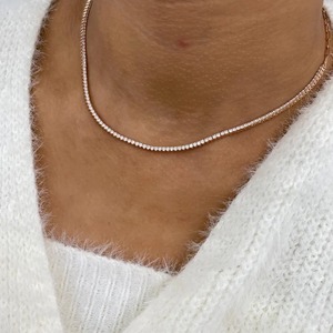 สร้อยคอเทนนิสเพชรขายดีที่สุด ทำจากทองคำแท้ พร้อมเพชรธรรมชาติที่ได้รับการรับรอง มีจำหน่ายในปริมาณมาก - Product Image 3