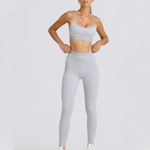 Conjunto de Yoga de 2 Piezas Personalizado para Mujer, Ropa Deportiva, Sujetador Deportivo y Leggings, Ropa de Entrenamiento, Ropa Deportiva Activa, Conjunto de Gimnasio - Product Image 4