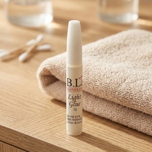Colle à ongles de précision 2g Formule UV légère Étiquette privée personnalisée OEM/ODM Ciment pour faux ongles - Product Image 4