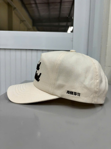 Gorra de Béisbol con Logotipo Personalizado, Bordado 3D, Algodón Blanco de Alta Calidad, 5 Paneles, Gorras Good Baddies, Estilo Urbano, Fabricación OEM en Vietnam - Product Image 3