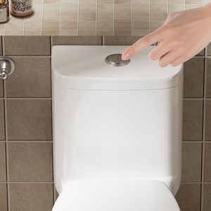 WC Moderno ADA da 17 pollici con sedile Comfort, potente doppio scarico e sistema Rimless B da 12 pollici - Product Image 4