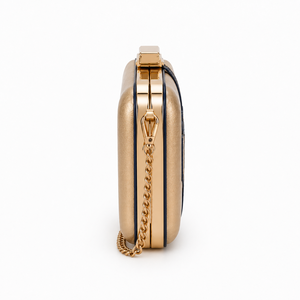Bolso de mano con un acabado elegante, forma elegante y almacenamiento práctico para tarjetas, teléfono, maquillaje y otros pequeños objetos esenciales. - Product Image 2