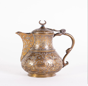 Exquisite silver-plated Dallah with gold bands and floral filigree, available at wholesale prices, perfect for luxury serving. - Product Image 4