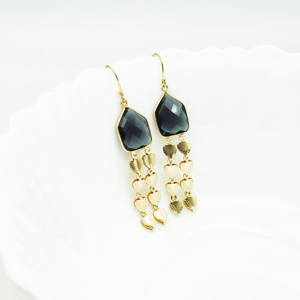 Pendientes Colgantes de Lujo con Cadena de Corazones Chapados en Oro de 18K y Cuarzo Iolita, Joyería de Pendientes Colgantes con Gema de Iolita al por Mayor - Product Image 2