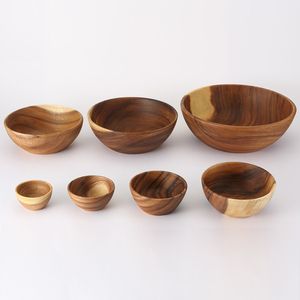 Bol en bois artisanal écologique pour servir des aliments sains, finition durable - Product Image 4