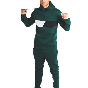 <b>Men's</b> Green Solid 2 in 1 Hooded Tracksuit Full Sleeve Regular Fit Breathable Sporty Autumn Wear with Side Pockets - Product Image 1