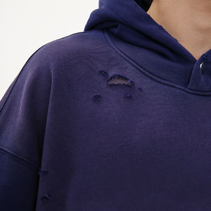 เสื้อฮู้ดโอเวอร์ไซส์ผู้ชาย สีพื้น ผ้าฝ้ายฟอกแบบดิสเทรส ผ้าเฟรนช์เทอร์รี่ มีกระเป๋า สไตล์สตรีทแฟชั่น สำหรับฤดูใบไม้ร่วง - Product Image 3