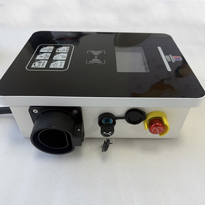 Nouveau produit fournisseur doré personnalisé <span class=keywords><strong>prix</strong></span> de gros bon marché 32a <span class=keywords><strong>7</strong></span> <span class=keywords><strong>kW</strong></span> maison EVSE <span class=keywords><strong>Wallbox</strong></span> AC EV chargeur - Product Image 2