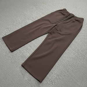 Pantalon de survêtement en coton marron pour homme, taille élastique avec cordon de serrage, pantalon décontracté avec logo imprimé sur la jambe droite, idéal pour l'automne - Product Image 5