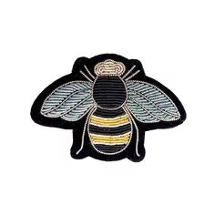 Parches de Oro Personalizados de Primera Calidad para Eventos y Regalos |   Insignias Bordadas a Mano con Hilo Dorado, Imán para Promociones, Ceremonias, Regalos Corporativos - Product Image 4