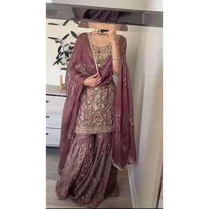 Ensemble de costumes de soirée pour femmes avec broderie lourde Top-Plazzo et Dupatta pour occasions spéciales - Product Image 4