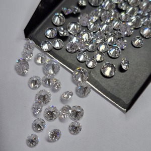 Diamant de laboratoire rond brillant de couleur D, 0,3 CT, 0,5 CT, 1 CT, prix de gros avantageux - Product Image 3