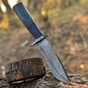 Couteau de chasse artisanal en acier Damas A&M ENTERPRISES, lame fixe, manche en résine nid d'abeille, qualité industrielle, 8 pouces - Product Image 1
