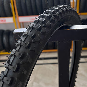 Pneu de vélo à chambre à air en caoutchouc naturel de haute qualité KUMA 2026, fabriqué au Vietnam, modèle 26x1x3-8, garantie 12 mois, idéal pour le trekking - Vente chaude - Product Image 3