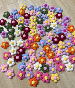 Fleurs en crochet faites à la main, multicolores, têtes de fleurs artificielles en polyester, embellissements artisanaux pour mariage, bricolage, décoration de la maison - Product Image 5