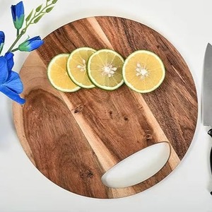 Planche à découper en bois au design antique, couleur naturelle, haute qualité, écologique, design personnalisé, vente chaude, prix abordable, cuisine - Product Image 1