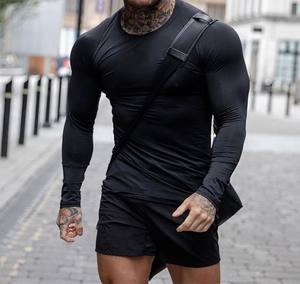 Rashguard Homme Personnalisé Couleur Unie - Manches Longues Respirant Séchage Rapide Anti-Bactérien Écologique Matière de Haute Qualité Facile à Porter - Product Image 2