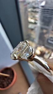 Anillo de Compromiso con Diamante Cultivado en Laboratorio de Corte Ovalado de 3CT, Oro Sólido de 14K, Corte Media Luna, Engaste de Media Bisel, Anillo de Regalo para Boda y Aniversario - Product Image 3