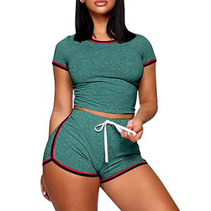 Conjunto de yoga para mujer al por mayor: Ropa deportiva para gimnasio, traje de entrenamiento atlético para niñas, leggings de fitness OEM personalizados, sujetador deportivo con espalda cruzada. - Product Image 4