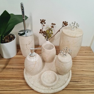 High Standard Quality Marble Six-Piece Bathroom Set Round Luxury Style With Gold Accents Easy To <b>Clean</b> - Product Image 4