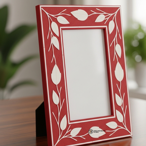 Cadre photo rouge artisanal, élégant et décoratif pour table - Product Image 5