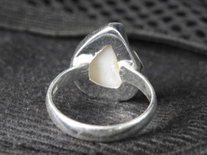 แหวนโอปอลออสเตรเลียธรรมชาติขัดเงา ของขวัญสำหรับเธอ เครื่องประดับแฟชั่นมาใหม่ - Product Image 6