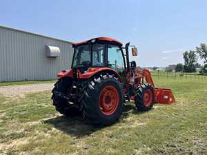 Tractor Kubota M7060 Usado a Precio Accesible, Entrega Rápida, Tractor Agrícola con Bomba y Componentes Principales de Transmisión - Product Image 2