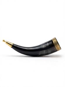 Coupe à boire vintage de luxe noire avec bordure en nœud celtique doré et embout en laiton, accessoire de bar - Product Image 3