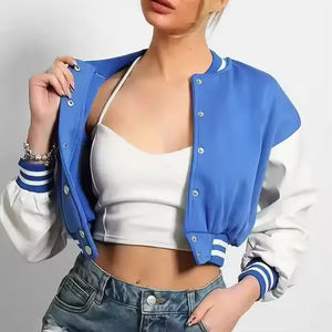 Chaqueta Varsity Corta de Invierno con Diseño Personalizado, Estilo Urbano para Mujer, Nueva Colección, Ropa Urbana Moderna, Venta al Por Mayor - Product Image 2