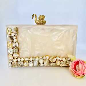 Nuevo Bolso de Mano Artesanal Clásico con Logotipo Personalizado, Efecto Mármol Bohemio de Resina, Elegante, Color Crema, Tela No Tejida - Product Image 5