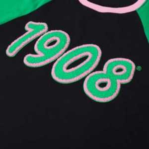 AKA 1908 Chemise noire en chenille de qualité supérieure pour femme, haut décontracté à col rond brodé de lettres grecques de haute qualité - Product Image 6