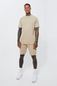 Ensemble de t-shirt à manches courtes bleu uni pour homme avec short assorti, coupe ajustée, sportif, col rond, tricoté, séchage rapide - Product Image 3