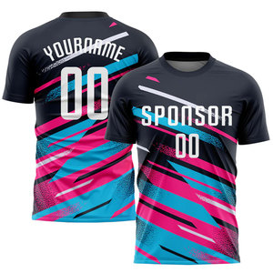 เสื้อฟุตบอลผู้ชายขายส่ง OEM ดีไซน์ล่าสุด กันยับ ระบายอากาศ แห้งเร็ว คุณภาพพรีเมียม กำลังเป็นที่นิยม ราคาประหยัด - Product Image 1